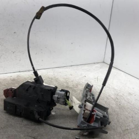 Serrure avant droit PEUGEOT 207