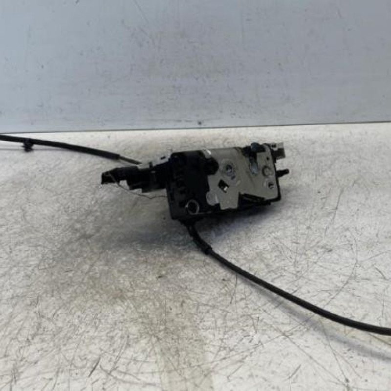 Serrure avant droit PEUGEOT 207