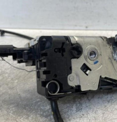 Serrure avant droit PEUGEOT 207