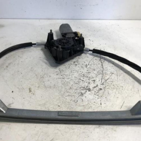 Leve vitre electrique avant droit RENAULT CLIO 2 Photo n°1