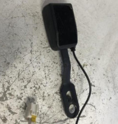 Attache ceinture avant gauche PEUGEOT 207