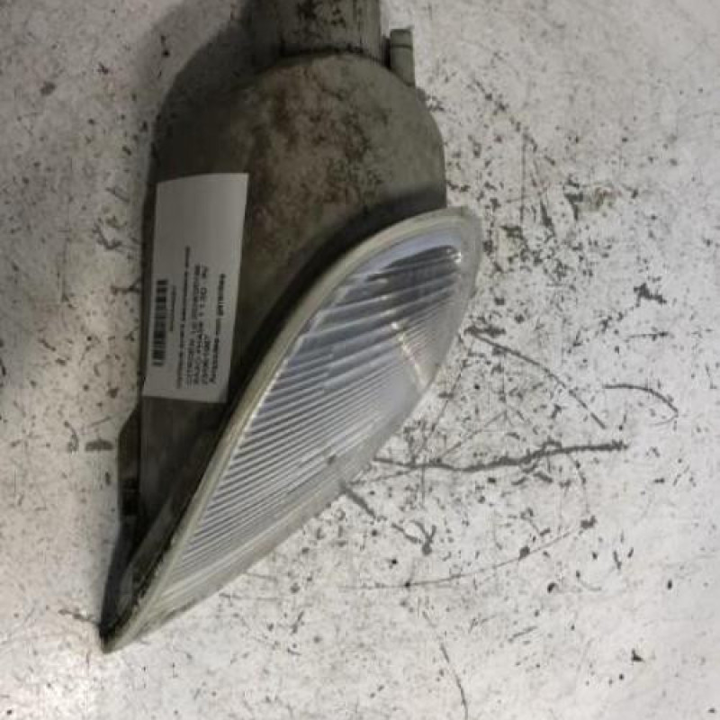 Optique avant secondaire droit (feux)(clignotant) CITROEN SAXO