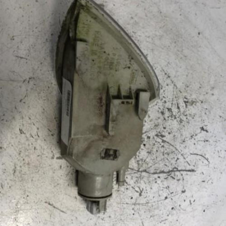 Optique avant secondaire droit (feux)(clignotant) CITROEN SAXO
