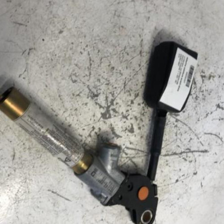 Attache ceinture avant droit CITROEN SAXO Photo n°1