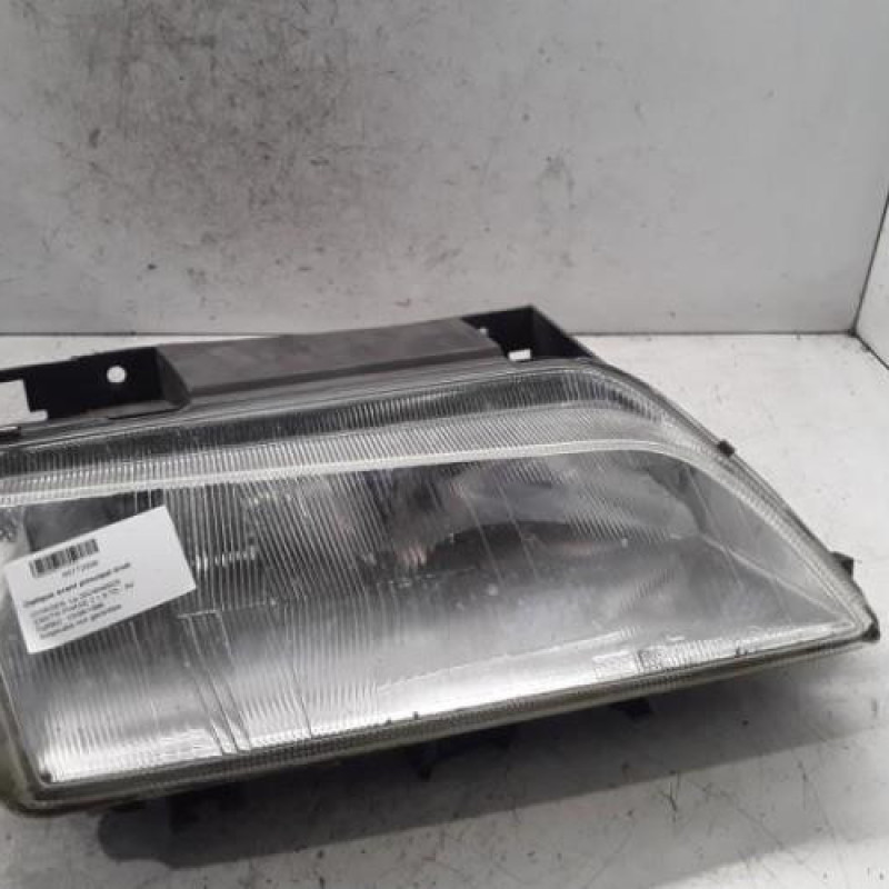 Optique avant principal droit (feux)(phare) CITROEN XANTIA