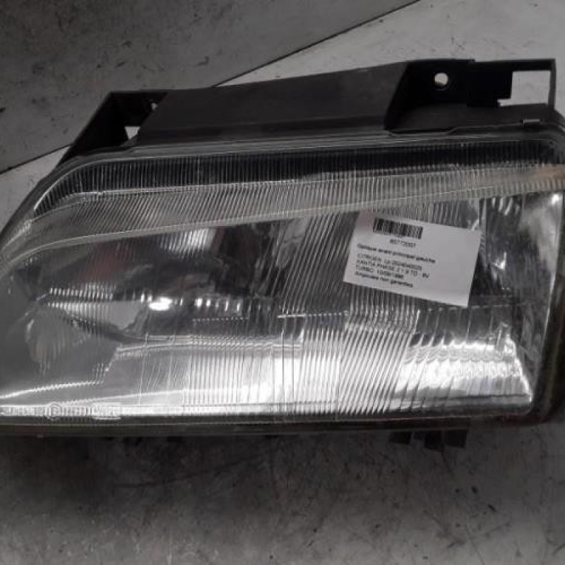 Optique avant principal gauche (feux)(phare) CITROEN XANTIA