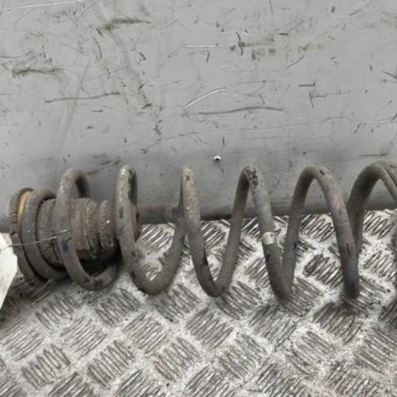 Ressort de suspension arriere droit CITROEN C4 GRAND PICASSO 1