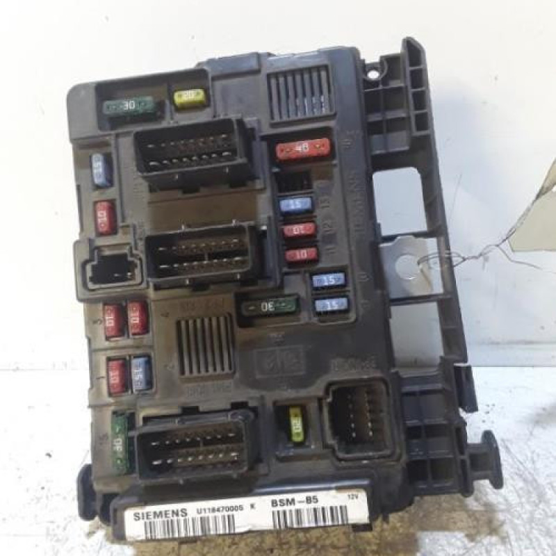Boitier servitude moteur (BSM) CITROEN C5 1 Boitier servitude moteur (BSM) CITROEN C5 1