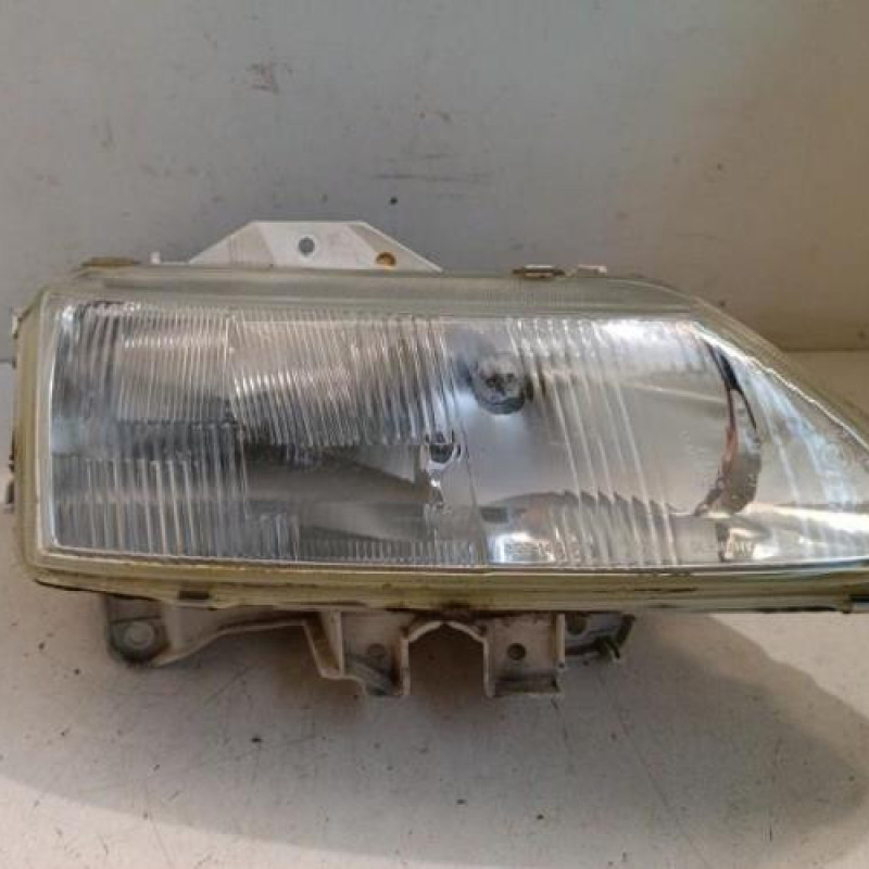 Optique avant principal droit (feux)(phare) RENAULT LAGUNA 1
