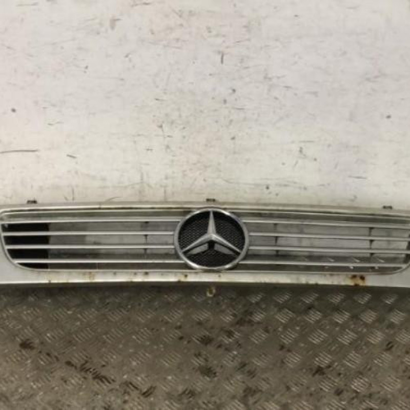Calandre MERCEDES CLASSE V 638