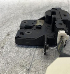 Serrure de coffre NISSAN QASHQAI 1