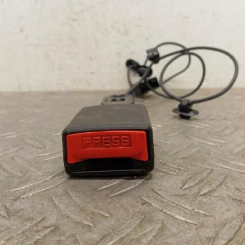 Attache ceinture avant gauche PEUGEOT PARTNER 2