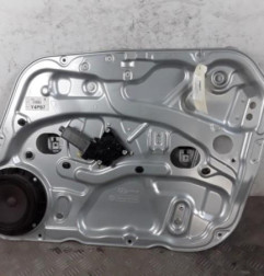 Leve vitre electrique avant droit HYUNDAI I 30 1 Photo n°1
