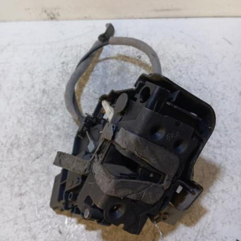 Serrure avant droit FORD S-MAX 1 Serrure avant droit FORD S-MAX 1