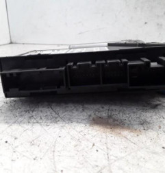 Leve vitre electrique arriere gauche AUDI A4 2 Photo n°3
