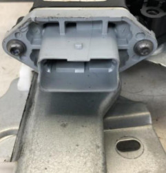 Leve vitre electrique avant gauche DACIA DUSTER 1 Photo n°3