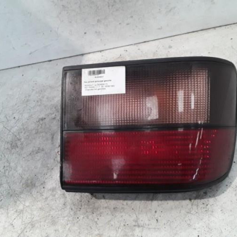 Feu arriere principal gauche (feux) RENAULT R21
