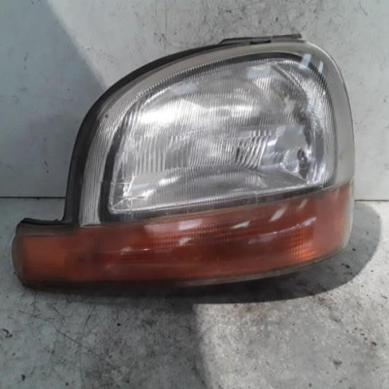 Optique avant principal gauche (feux)(phare) RENAULT KANGOO 1
