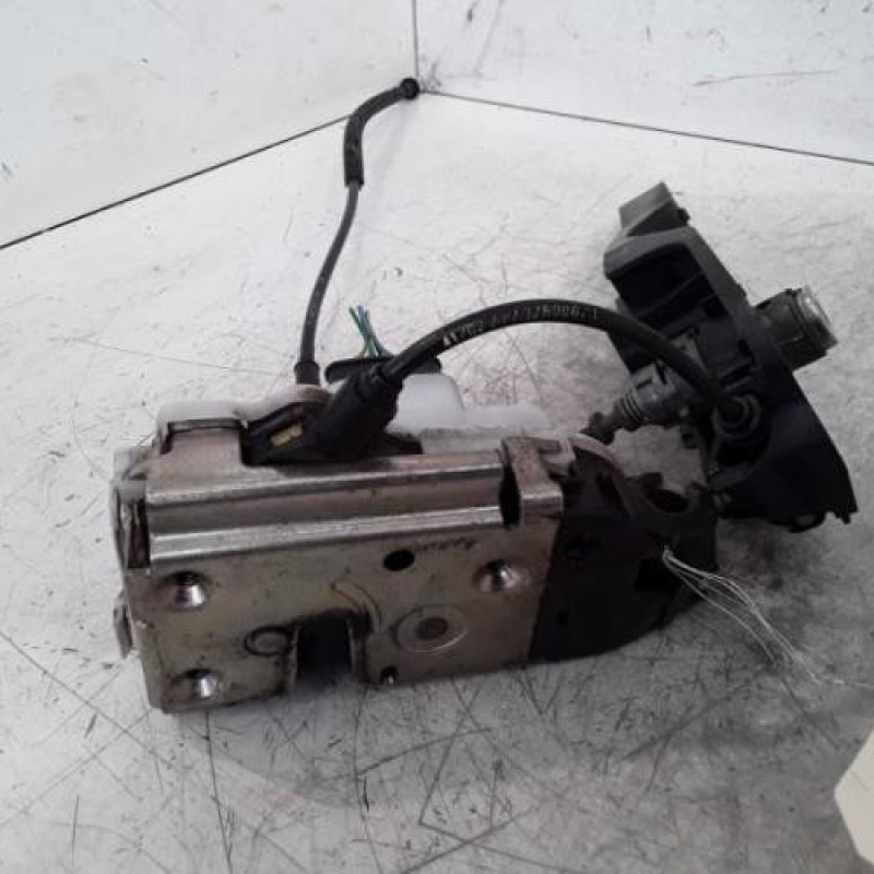 Serrure avant gauche CITROEN C3 1 Serrure avant gauche CITROEN C3 1