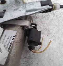 Leve vitre electrique avant gauche FORD FOCUS 1 Photo n°3