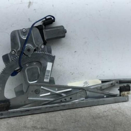 Leve vitre electrique avant gauche TOYOTA YARIS 1
