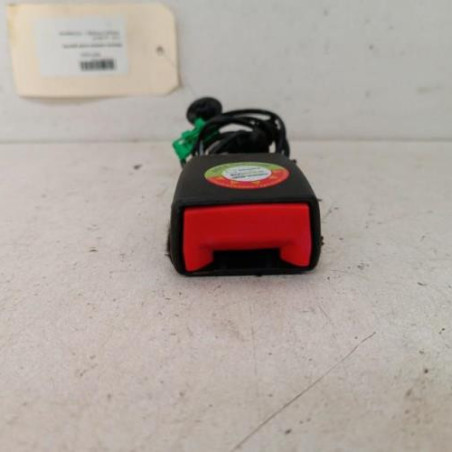 Attache ceinture avant gauche FIAT PANDA 3