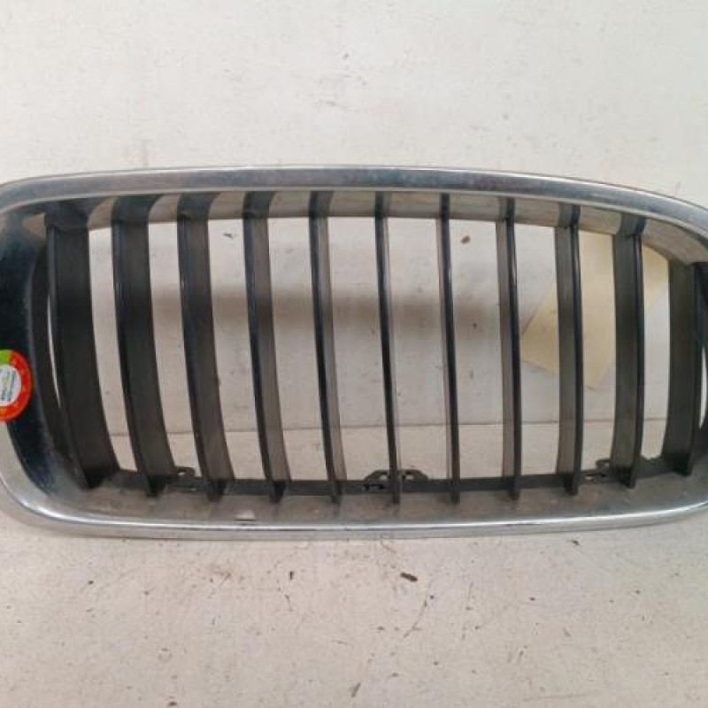Calandre droite BMW SERIE 3 F31 Calandre droite BMW SERIE 3 F31