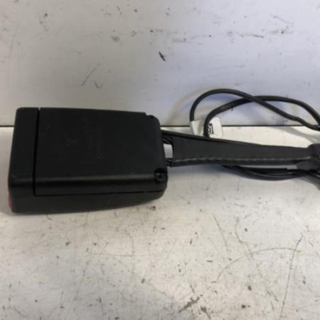Attache ceinture avant gauche DACIA SANDERO 3