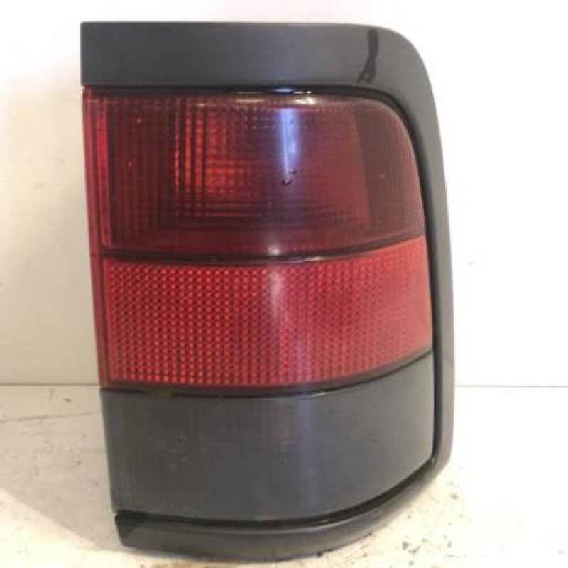 Feu arriere principal droit (feux) PEUGEOT 806 Feu arriere principal droit (feux) PEUGEOT 806