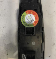 Interrupteur de leve vitre avant gauche CITROEN C4 GRAND PICASSO 1