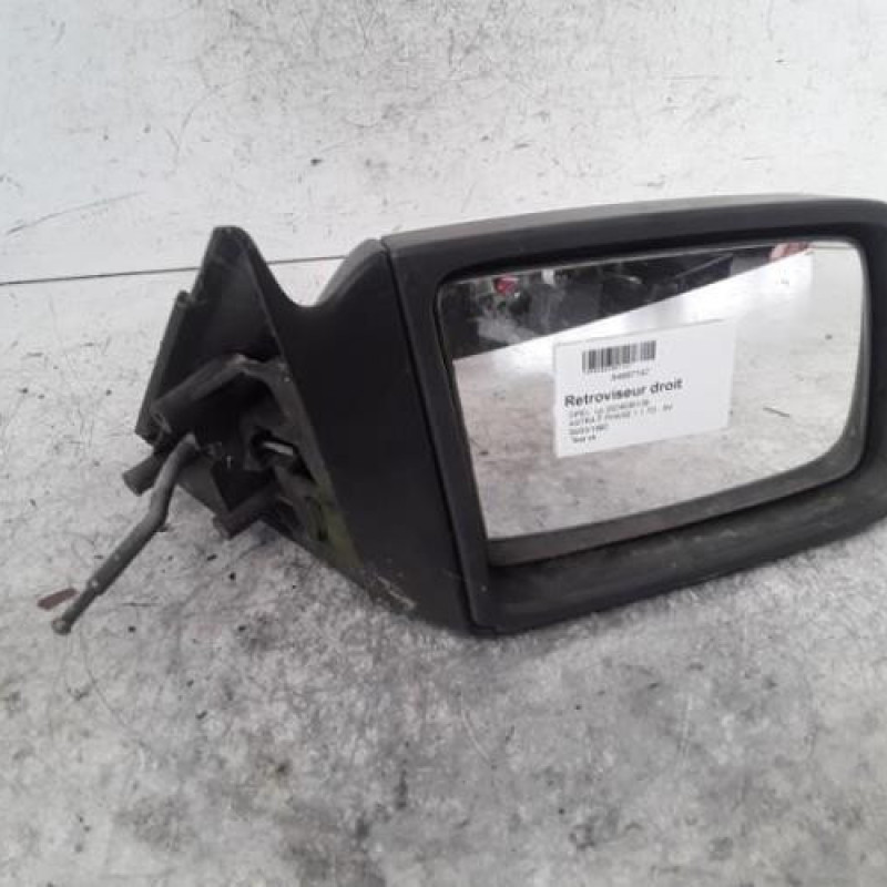 Retroviseur droit OPEL ASTRA F Retroviseur droit OPEL ASTRA F