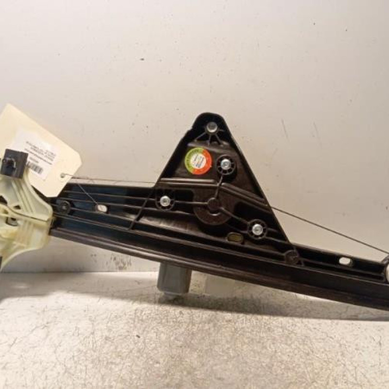 Leve vitre electrique avant droit RENAULT CLIO 5