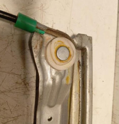 Leve vitre electrique arriere droit PEUGEOT 407 Photo n°6