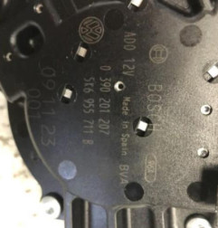 Moteur essuie glace arriere VOLKSWAGEN GOLF PLUS Photo n°4