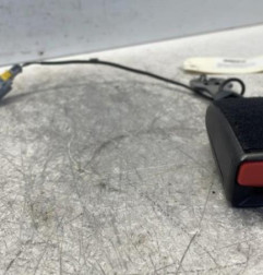 Attache ceinture avant droit PEUGEOT 208 1 Photo n°3