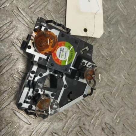 Platine feu arriere droit PEUGEOT 206+ Photo n°1