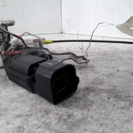 Serrure avant droit TOYOTA AYGO 1