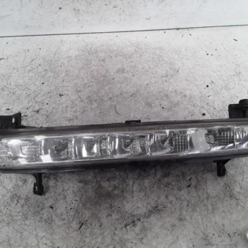 Feu diurne avant gauche CITROEN C4 GRAND PICASSO 1 Feu diurne avant gauche CITROEN C4 GRAND PICASSO 1