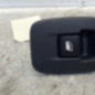 Interrupteur de leve vitre arriere gauche PEUGEOT 208 1