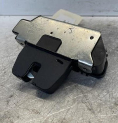 Serrure de coffre PEUGEOT 208 1