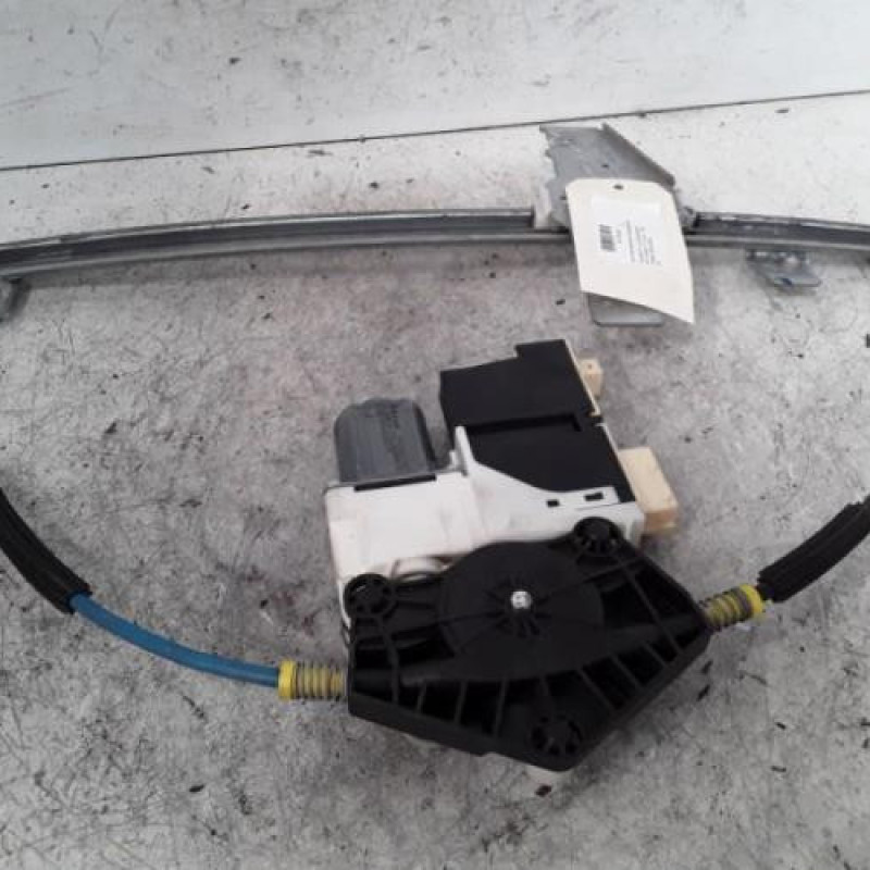 Leve vitre electrique avant gauche PEUGEOT 307
