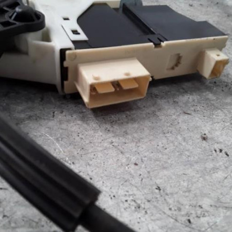 Leve vitre electrique avant gauche PEUGEOT 307