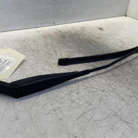 Bras essuie glace avant gauche PEUGEOT 208 1