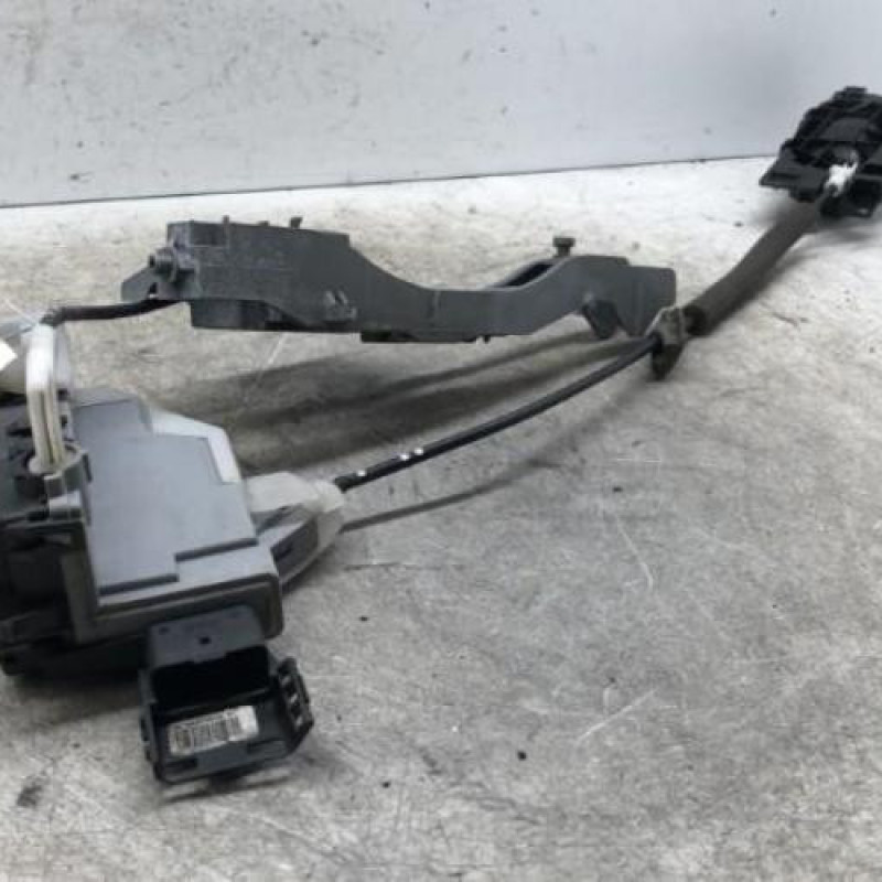 Serrure arriere droit PEUGEOT 3008 1 Serrure arriere droit PEUGEOT 3008 1