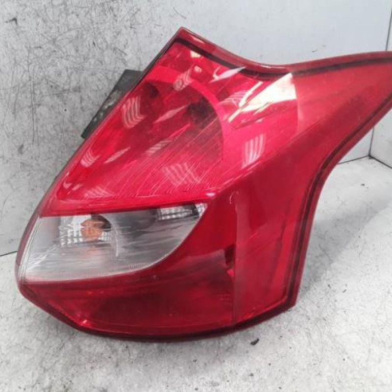 Feu arriere principal droit (feux) FORD FOCUS 3 Feu arriere principal droit (feux) FORD FOCUS 3