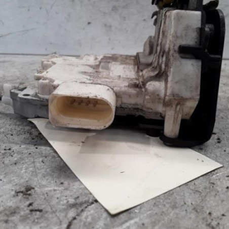 Serrure avant gauche AUDI A4 2