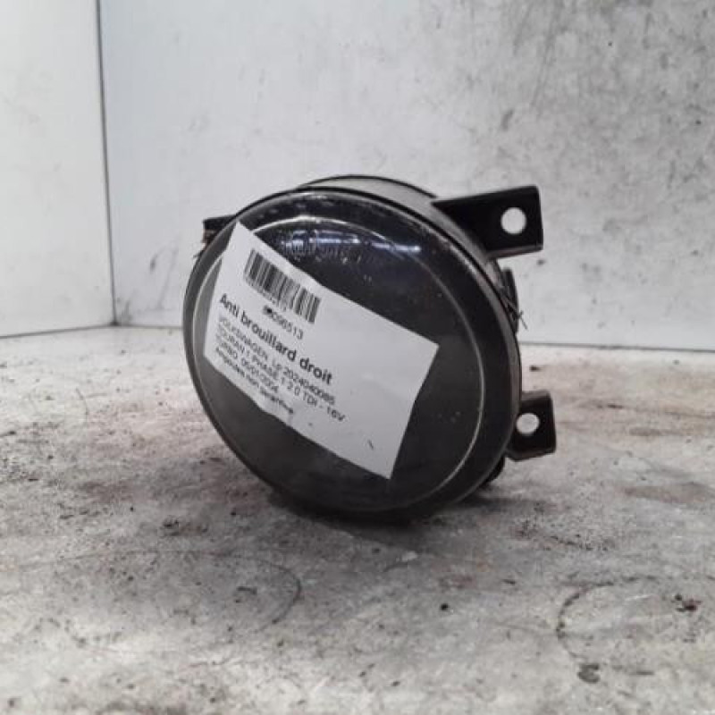 Anti brouillard droit (feux) VOLKSWAGEN TOURAN 1 Anti brouillard droit (feux) VOLKSWAGEN TOURAN 1