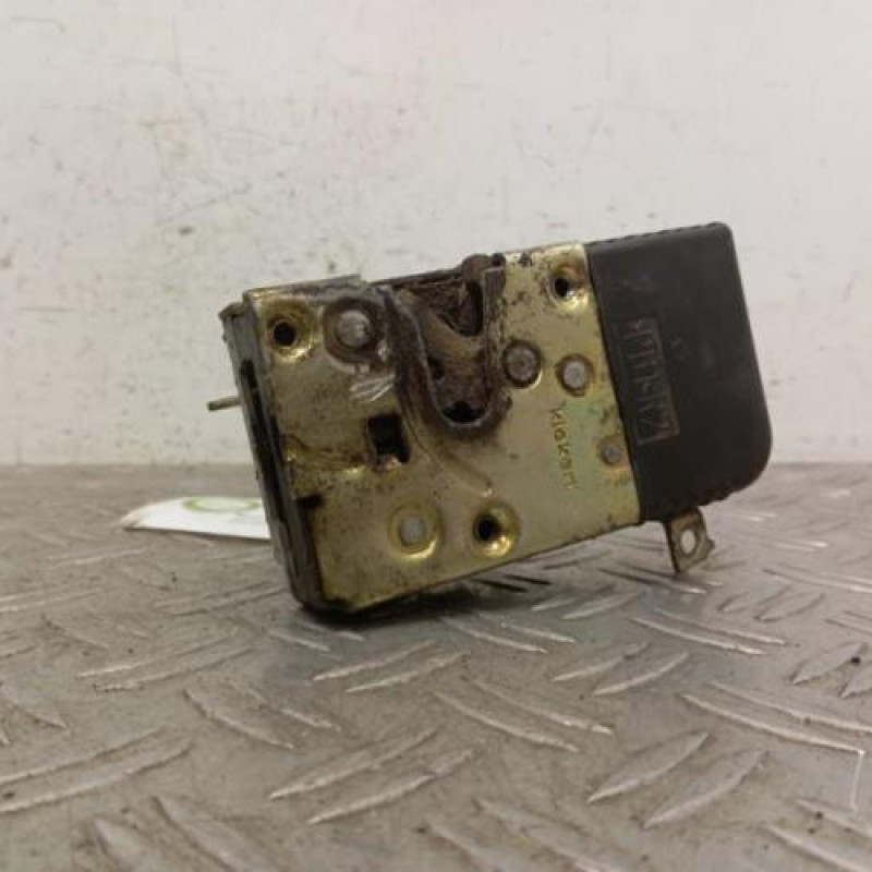 Serrure avant droit PEUGEOT 206