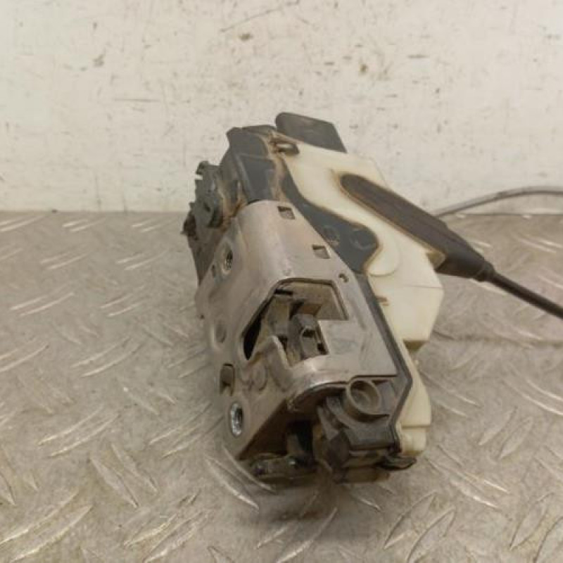 Serrure avant droit CITROEN C4 2 Serrure avant droit CITROEN C4 2