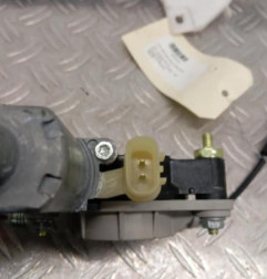 Leve vitre electrique avant droit KIA RIO 4